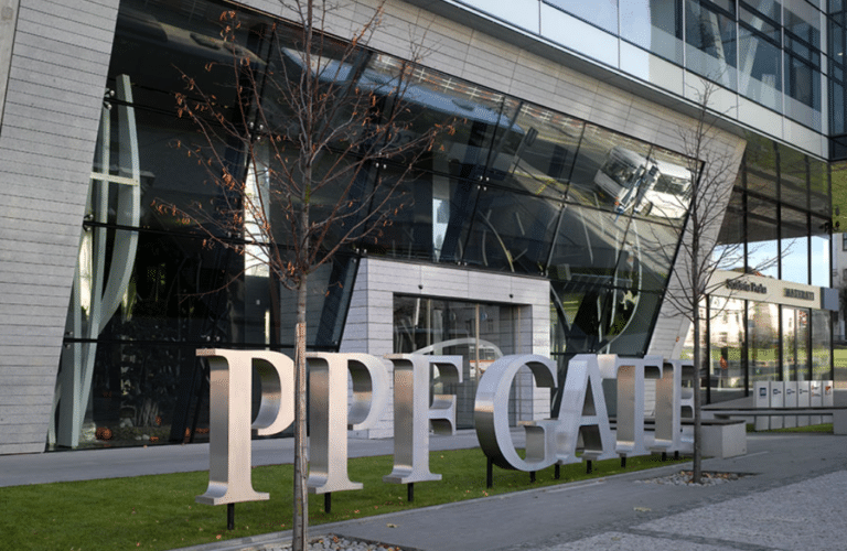 Home Credit Group will sell its business in India for two billion!